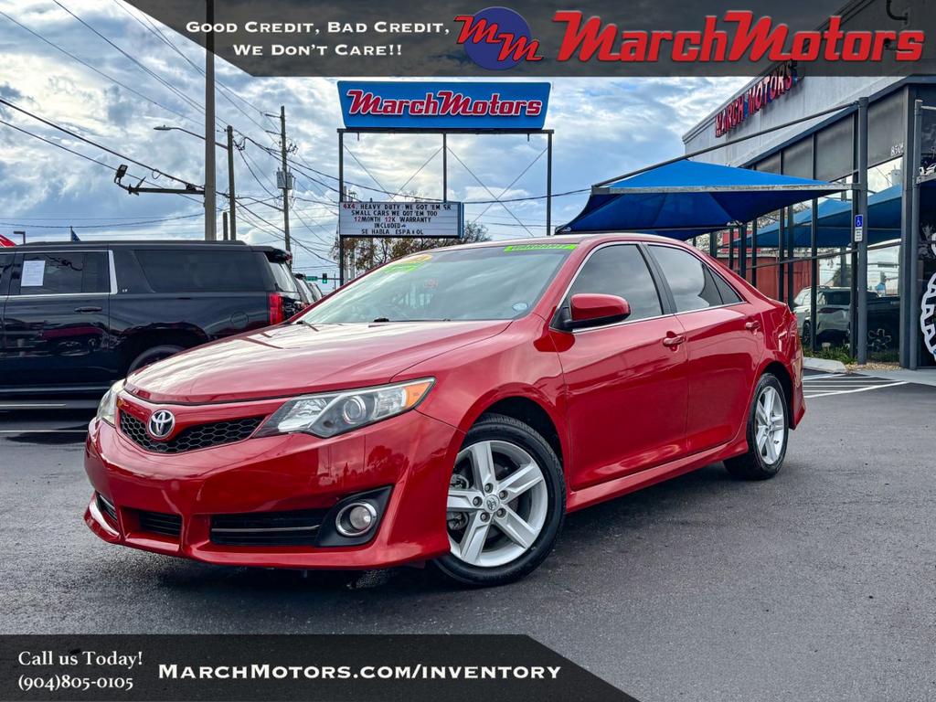 2013 Toyota Camry SE