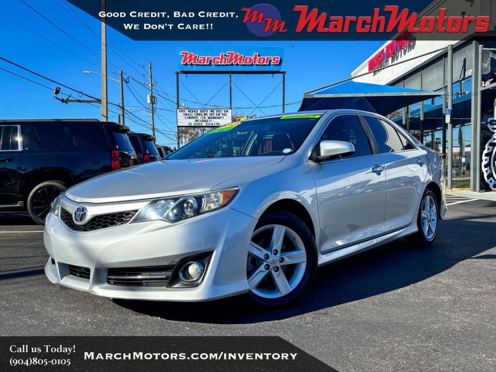 2013 Toyota Camry SE