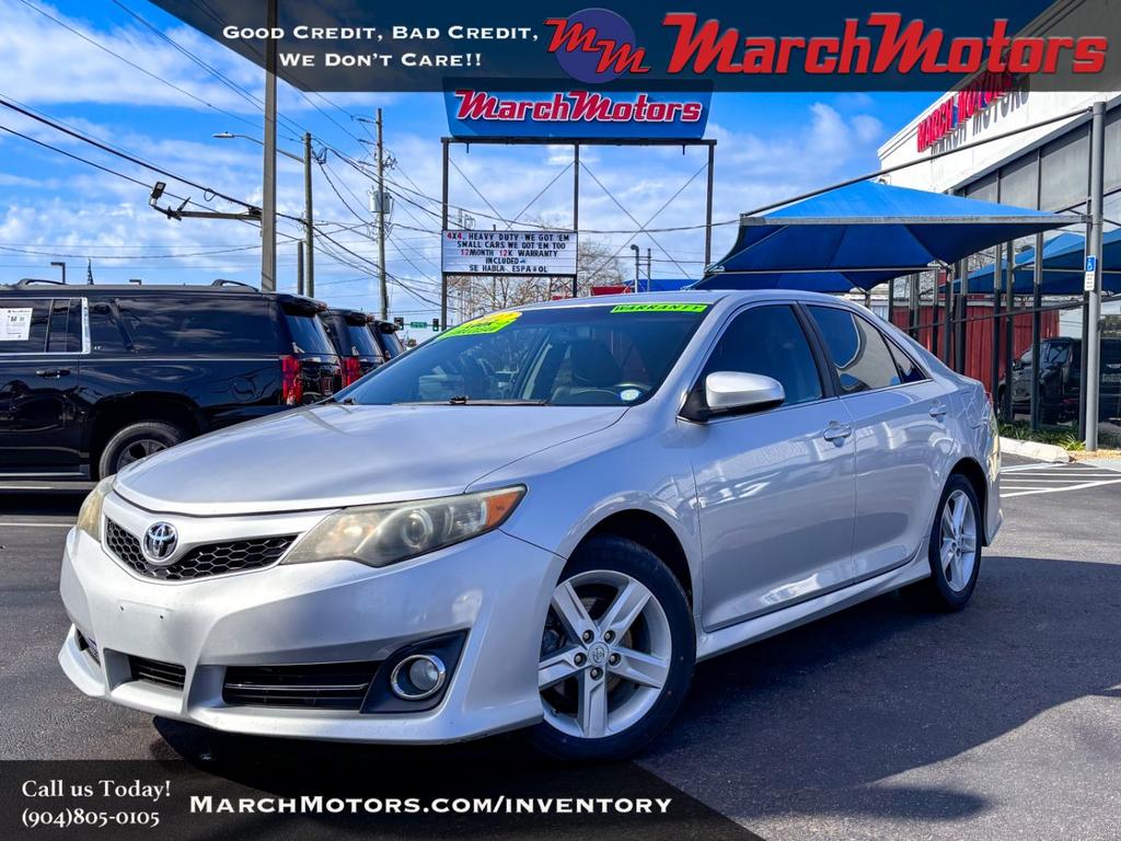 2012 Toyota Camry SE
