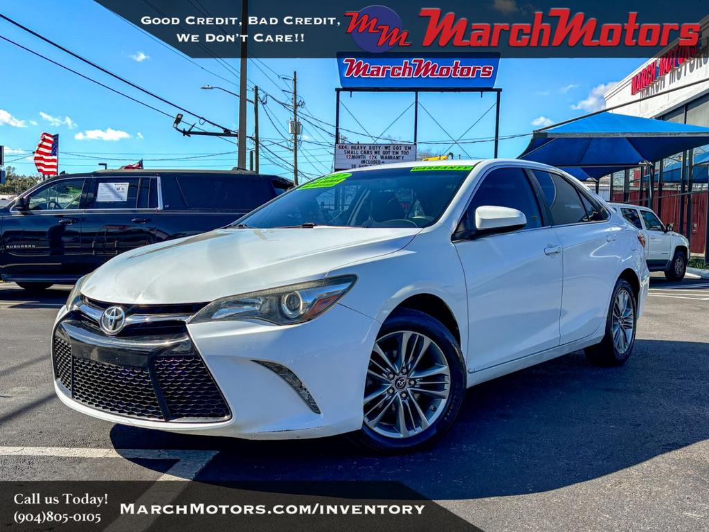 2017 Toyota Camry SE