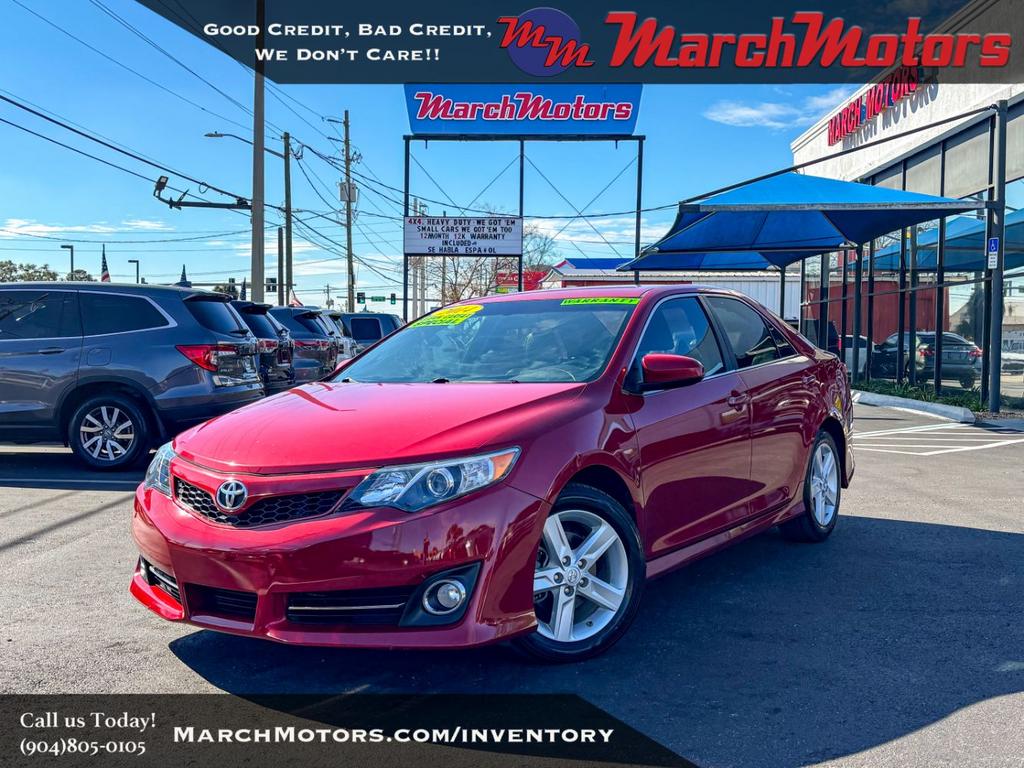 2014 Toyota Camry SE