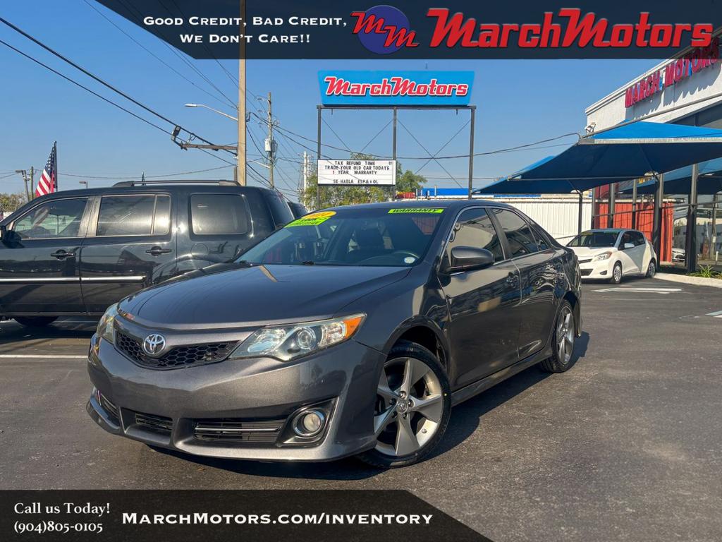 2014 Toyota Camry LE