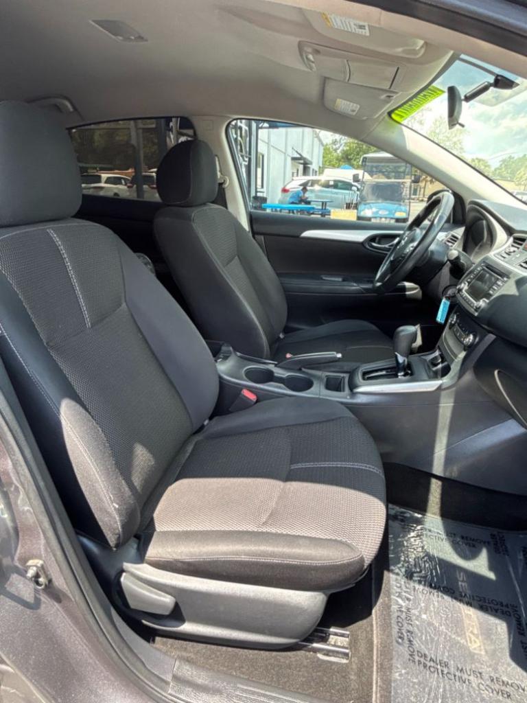 2018 Nissan Sentra S - Photo 11