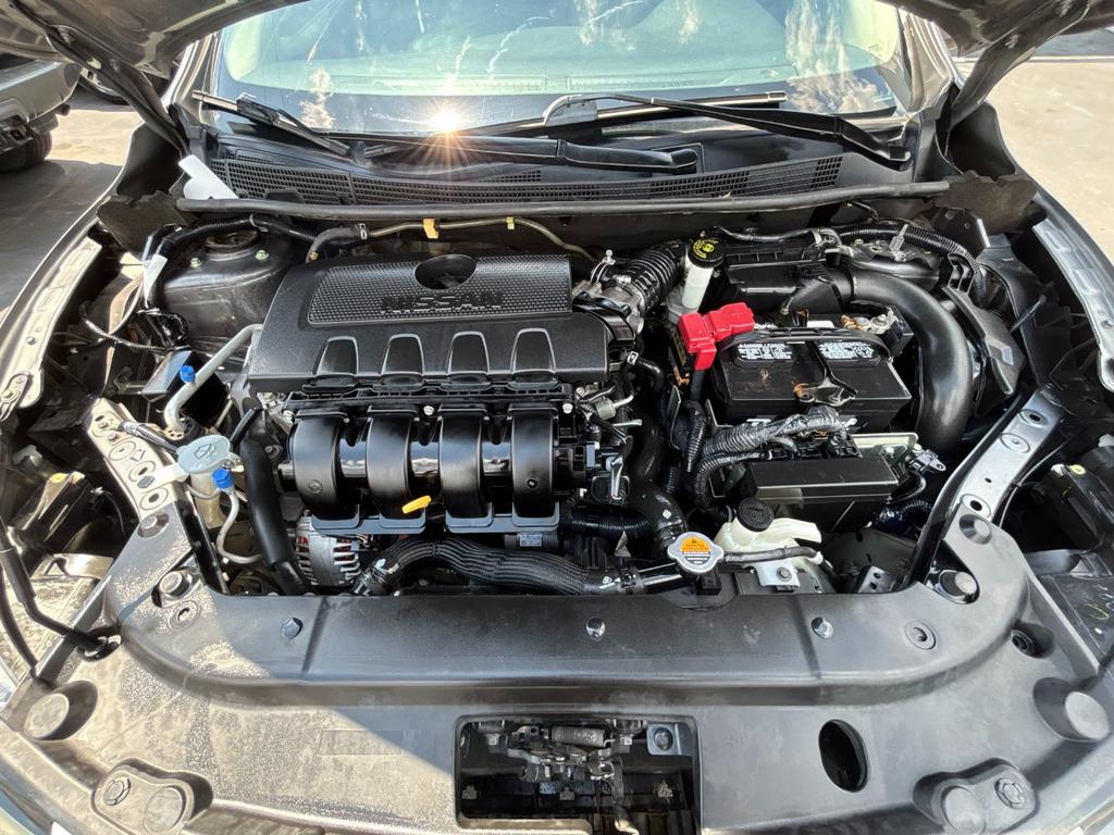 2018 Nissan Sentra S - Photo 12